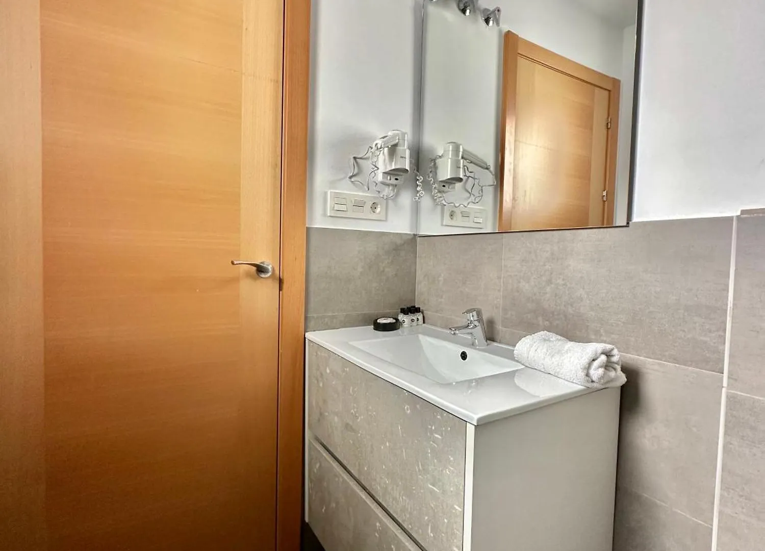Nest Flats Granada Apartment Spain