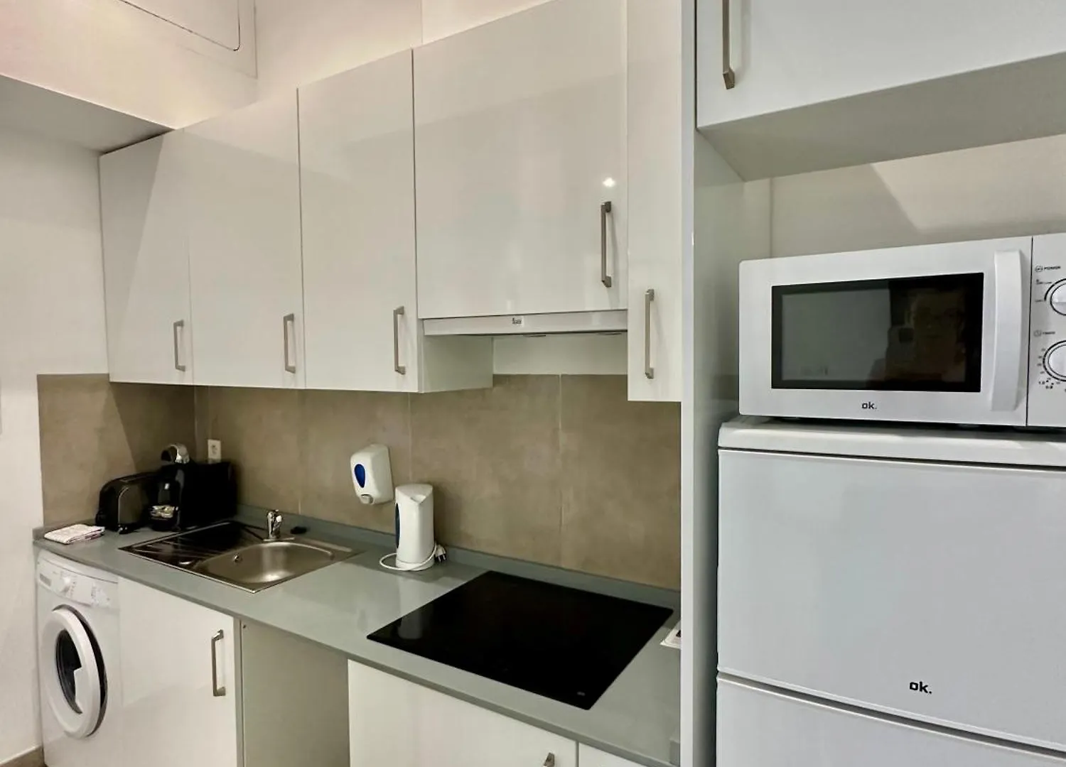 Nest Flats Granada Apartment